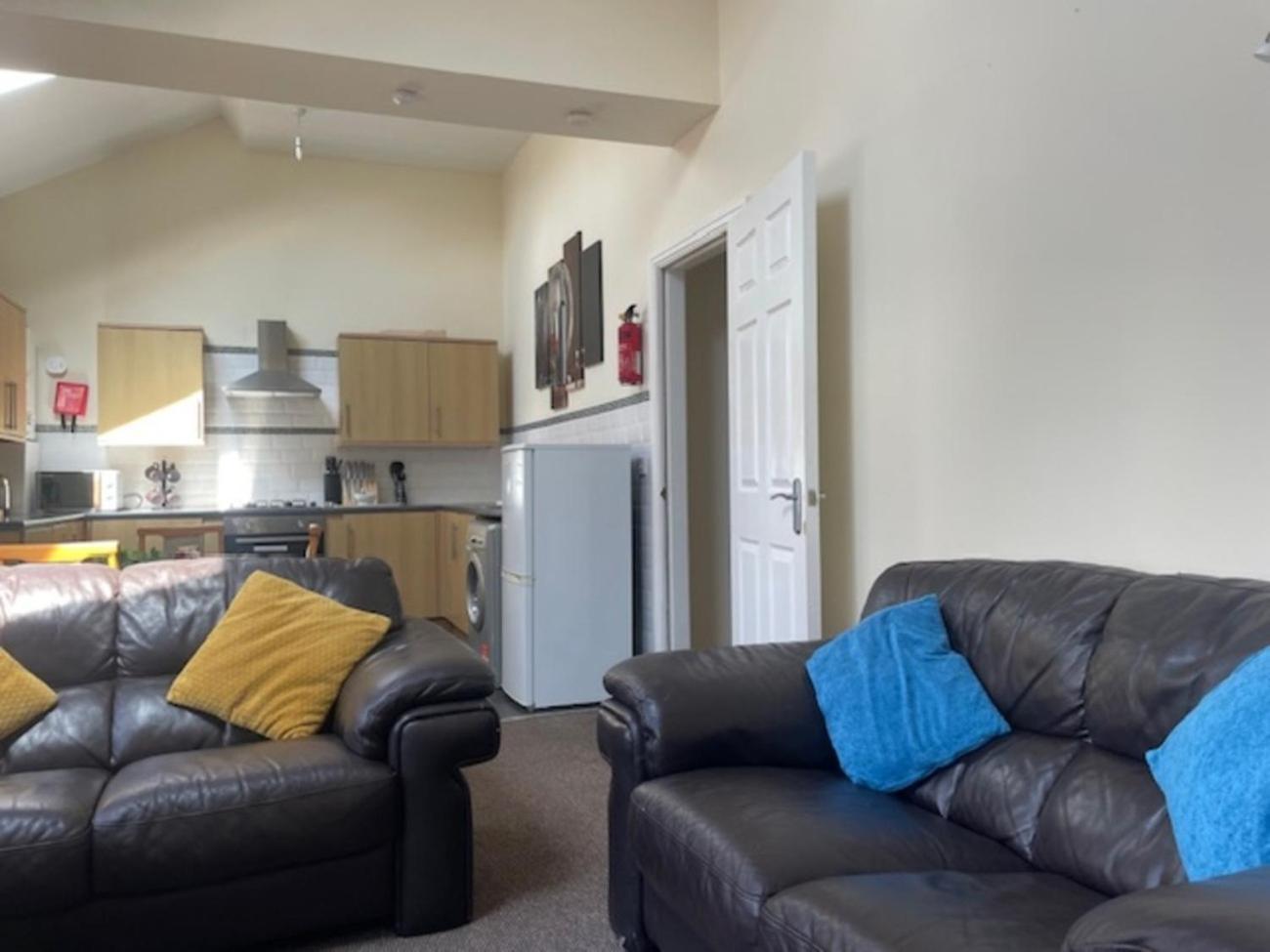 St Annes Apartment 4 - Sleeps 6 - Free Parking לית'ם סנט אנס מראה חיצוני תמונה